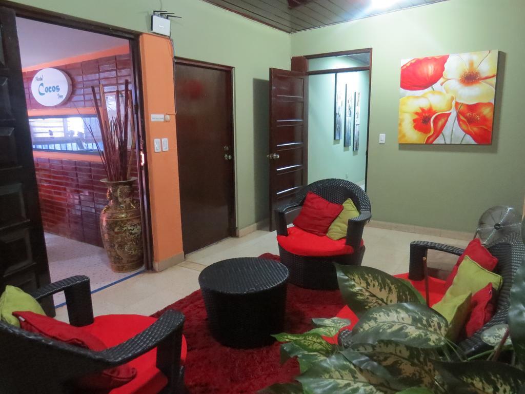 פנמה סיטי Hostal Cocos Inn מראה חיצוני תמונה